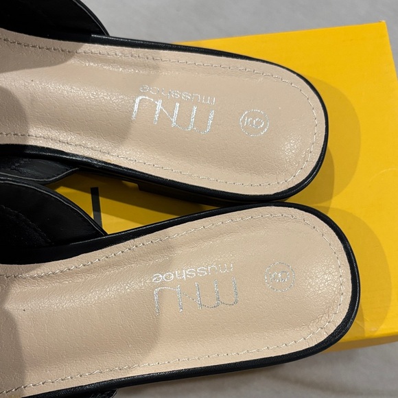 NEW Elegant Black Mules with Gold Detail - Picture 2 of 8